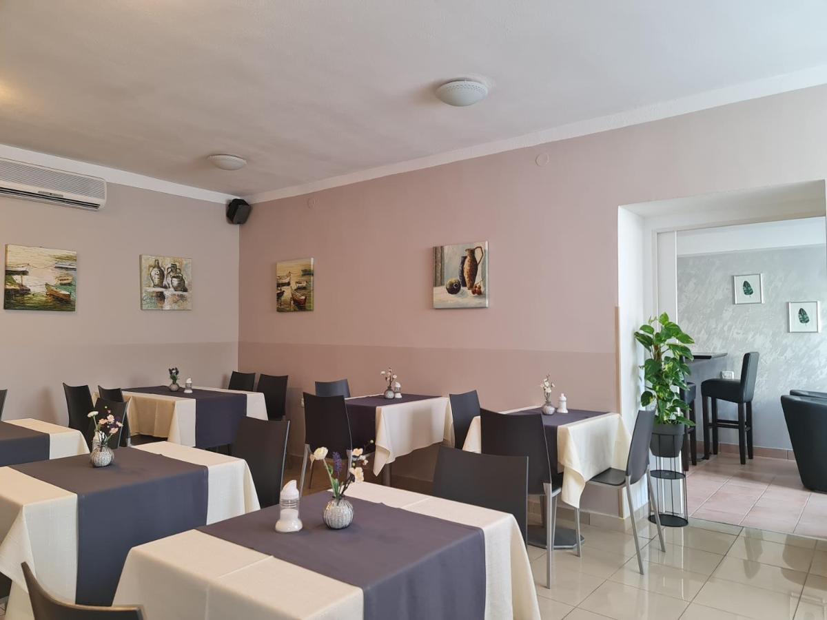 Garni Hotel Keltika Izola Dış mekan fotoğraf